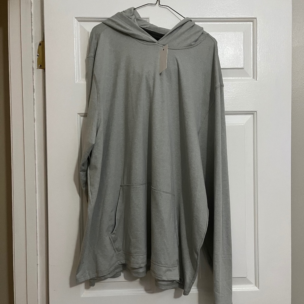 NWT XXL Flag and Anthem hoodie